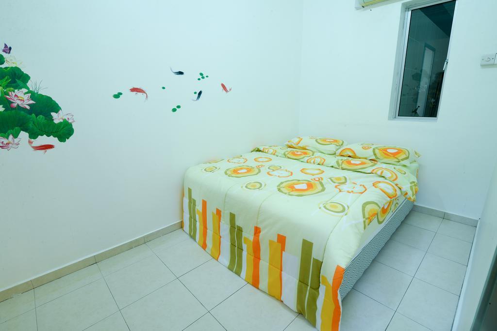 Singstay Guesthouse Мерсинг Номер фото