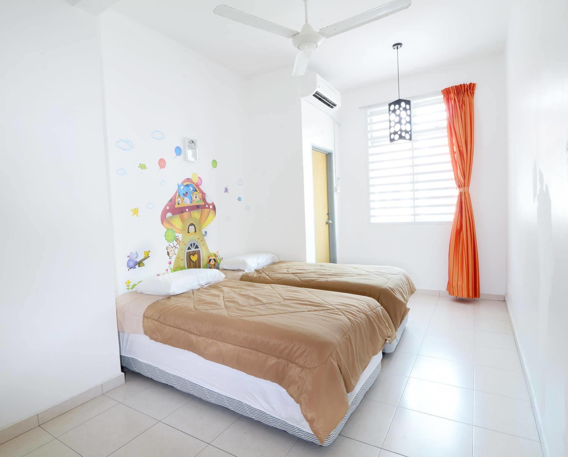 Singstay Guesthouse Мерсинг Экстерьер фото